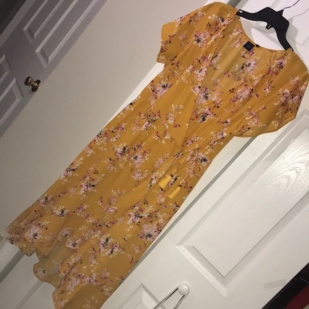 Women’s Wrap around dress